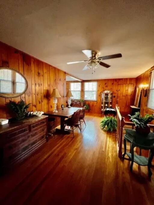 Home In Newland Luaran gambar
